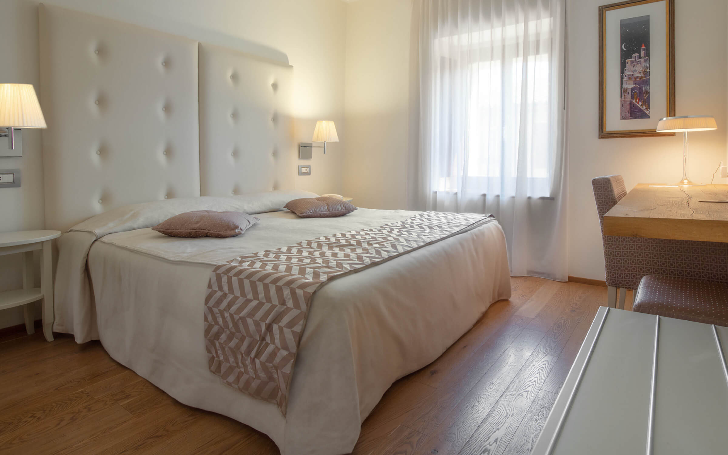 [bs=h3]Camera 103[/bs]